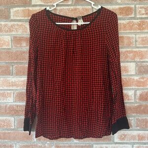 We The Free Red Black Geometric Pattern Blouse Keyhole Back Women’s XS